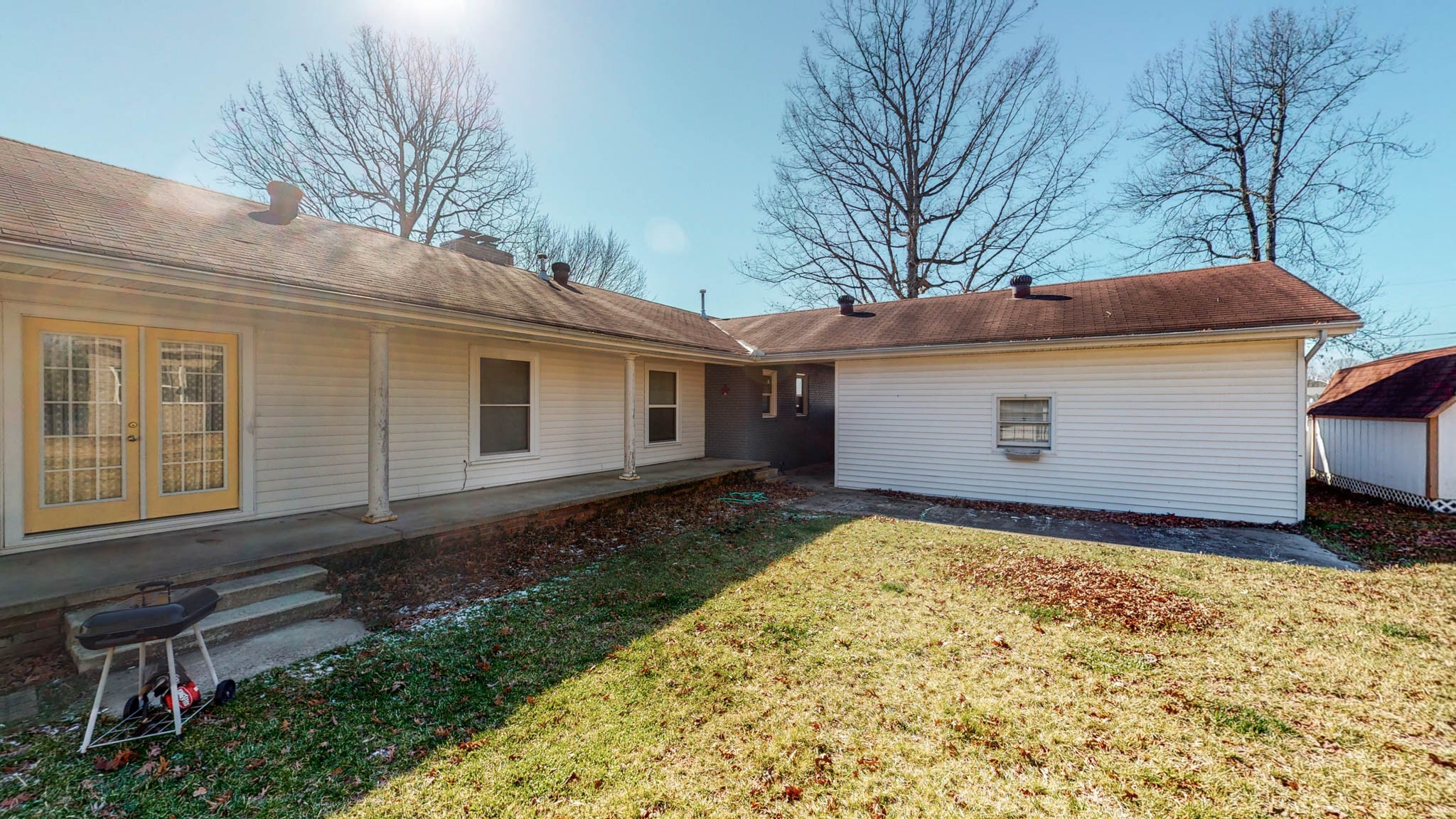 241 Hunt Creek Road Manchester, TN 37355 - Photo 31 of 33 a view of a house with a yard