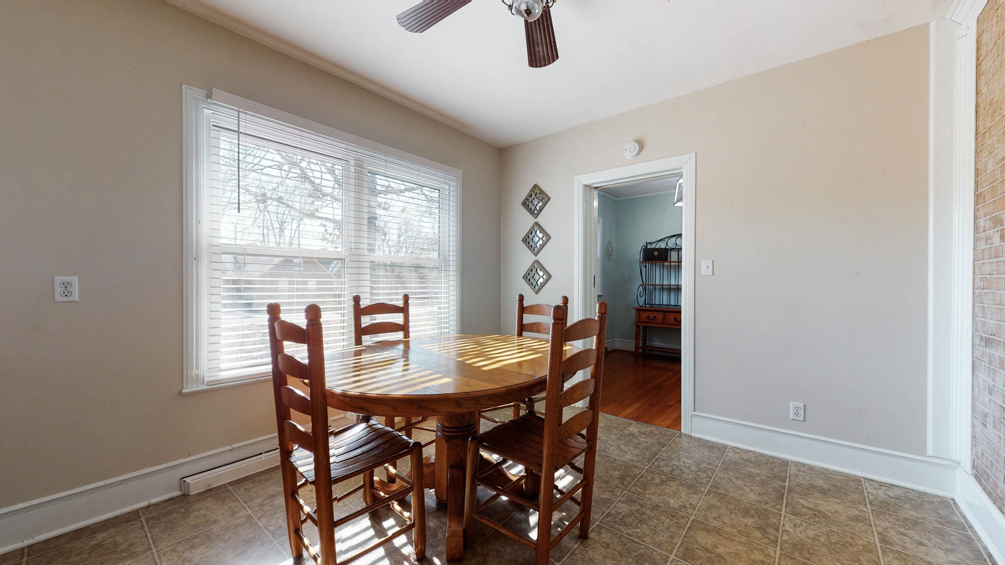 241 Hunt Creek Road Manchester, TN 37355 - Photo 5 of 33 a view of a dining room with furniture and window