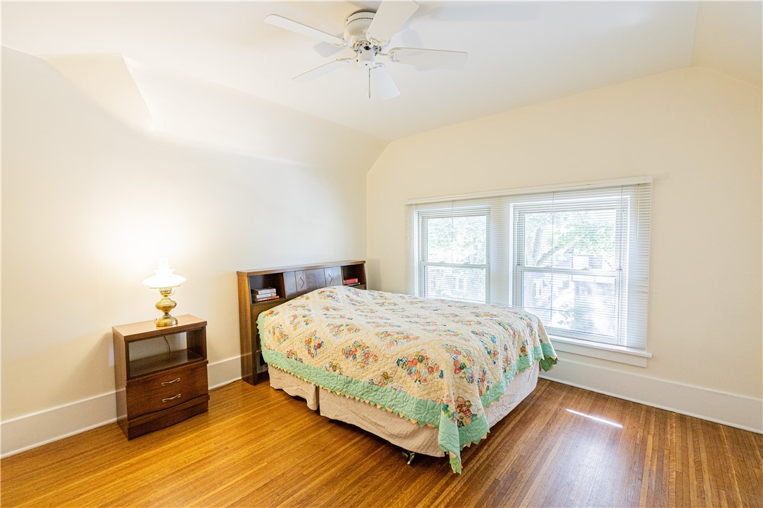 215 Edgerton Street Rochester, NY 14607 - Photo 23 of 40
