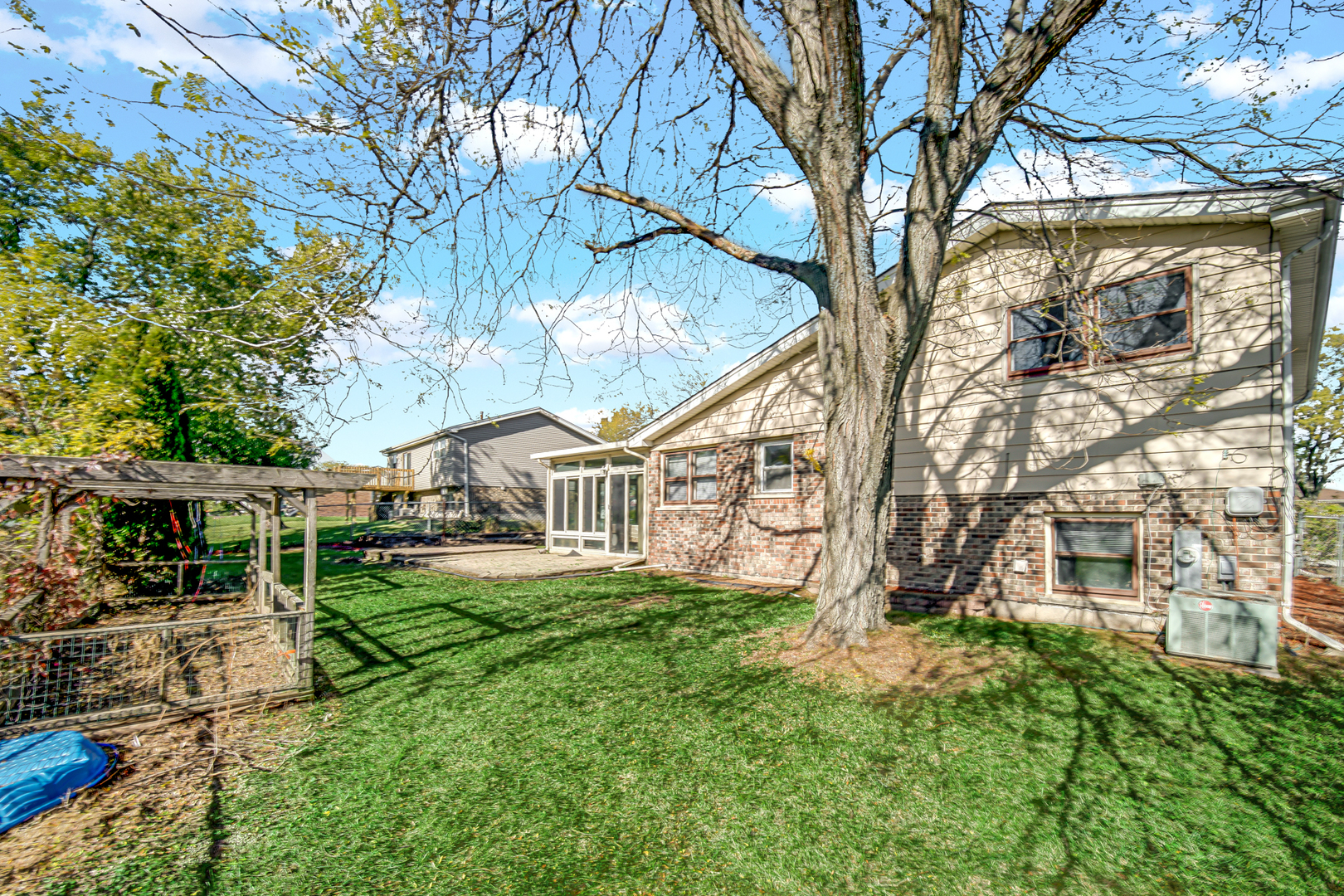 6159 Beechwood Road Matteson, IL 60443 - Photo 20 of 21 a view of a yard in front of house