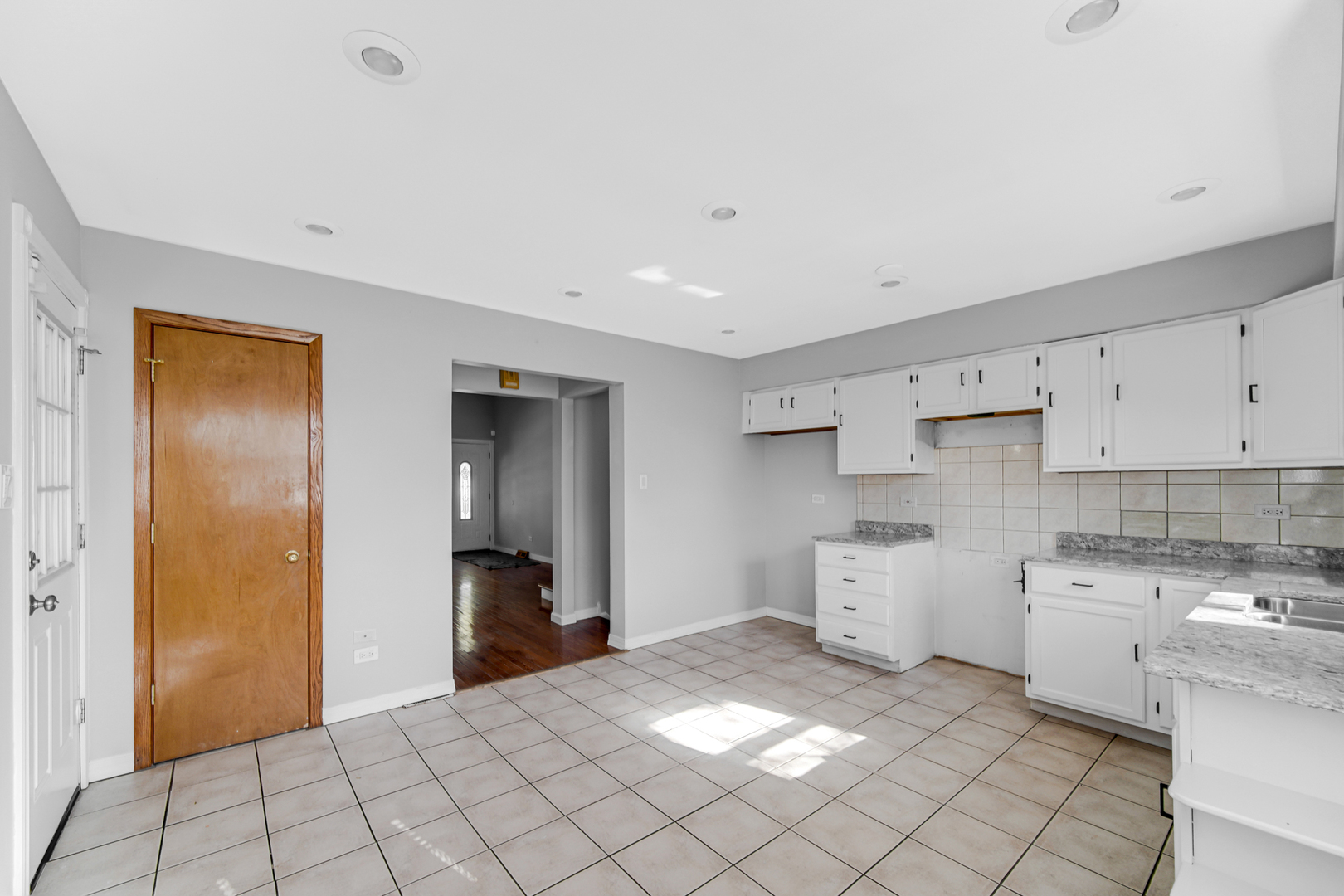 6159 Beechwood Road Matteson, IL 60443 - Photo 7 of 21