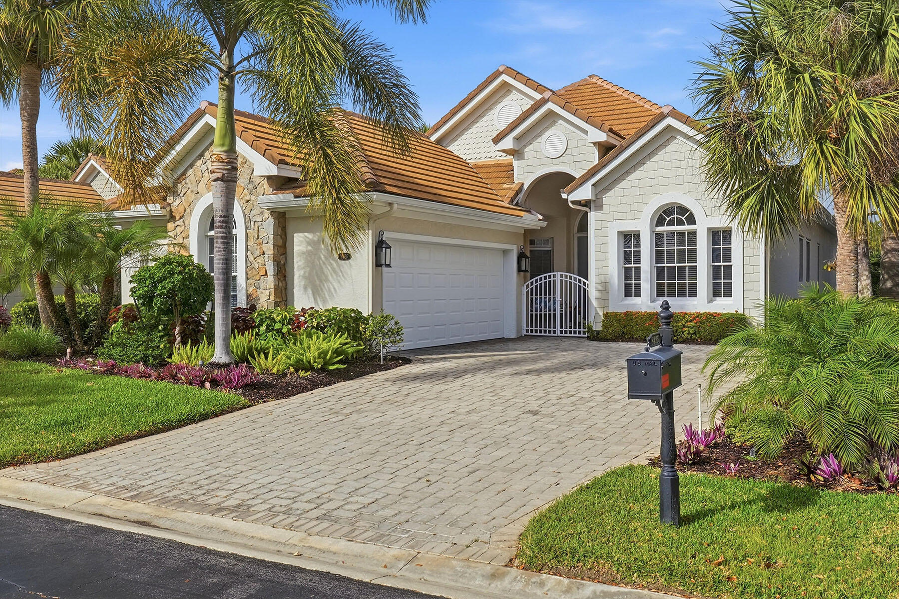 8425 Mallards Way Naples, FL 34114 - Photo 36 of 50 226004609r