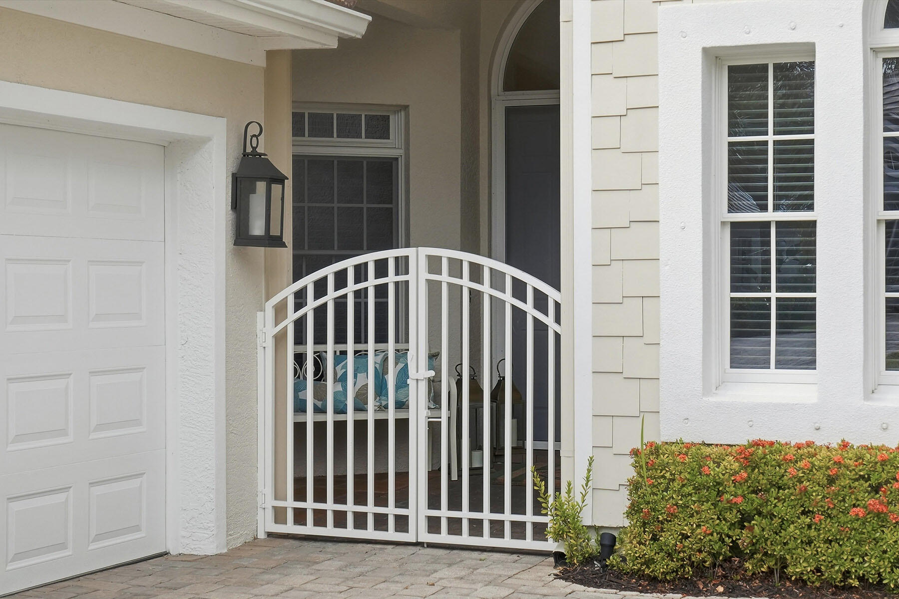 8425 Mallards Way Naples, FL 34114 - Photo 5 of 50 226004609bb