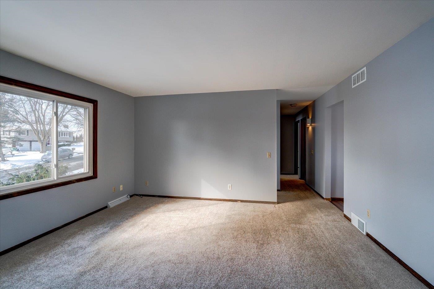 604 East Oak Street Cottage Grove, WI 53527 - Photo 10 of 72