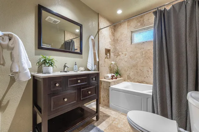 $470,000 | 920 Hackberry Avenue, Modesto, CA 95350