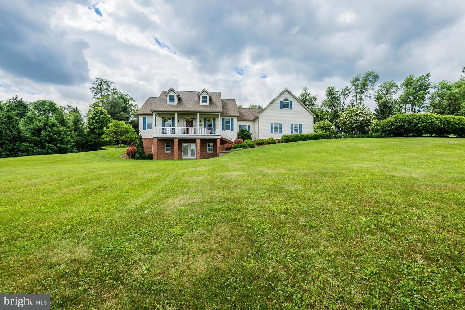 260 Stuart Road Carlisle, PA 17015 - Photo 1 of 57 Gallery Image 1
