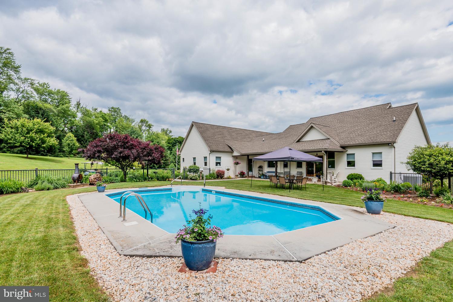 260 Stuart Road Carlisle, PA 17015 - Photo 37 of 57 Gallery Image 37