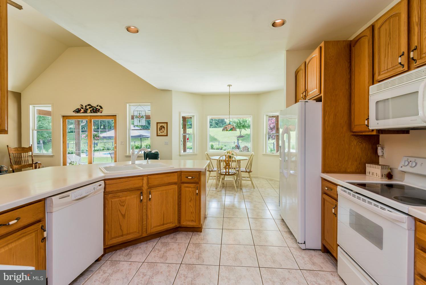 260 Stuart Road Carlisle, PA 17015 - Photo 6 of 57 Gallery Image 6