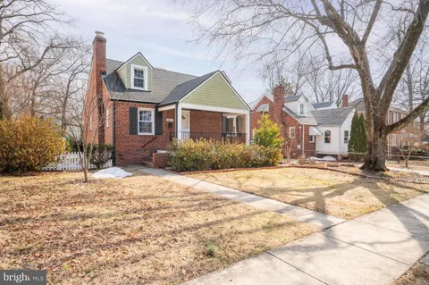 $535,000 | 5607 36th Place, Hyattsville, MD 20782
