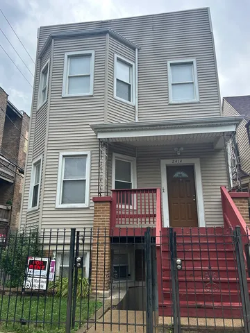 $1,700 | 2414 North Lawndale Avenue, Unit 1, Chicago, IL 60647