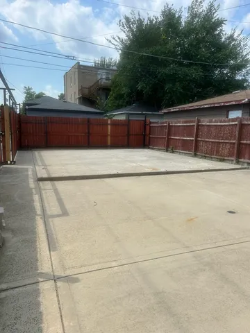 $1,700 | 2414 North Lawndale Avenue, Unit 1, Chicago, IL 60647