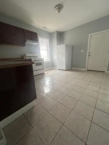 $1,700 | 2414 North Lawndale Avenue, Unit 1, Chicago, IL 60647