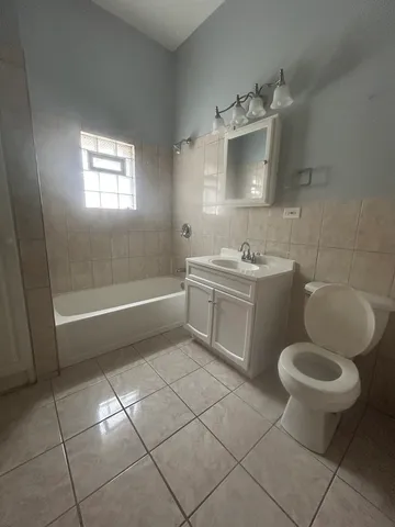 $1,700 | 2414 North Lawndale Avenue, Unit 1, Chicago, IL 60647