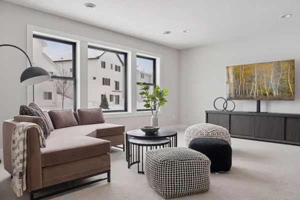 $697,200 | 5296 176th Street West, Lakeville, MN 55044