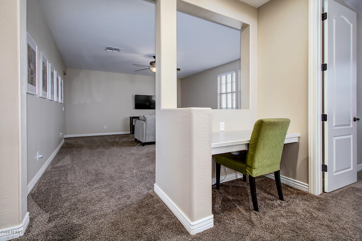 4261 East Morrison Ranch Parkway Gilbert, AZ 85296 - Photo 27 of 51 Loft