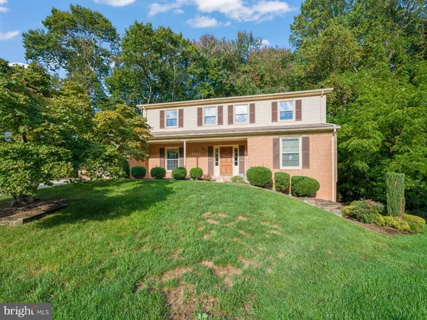 $1,100,000 | 4302 Dahill Place, Alexandria, VA 22312