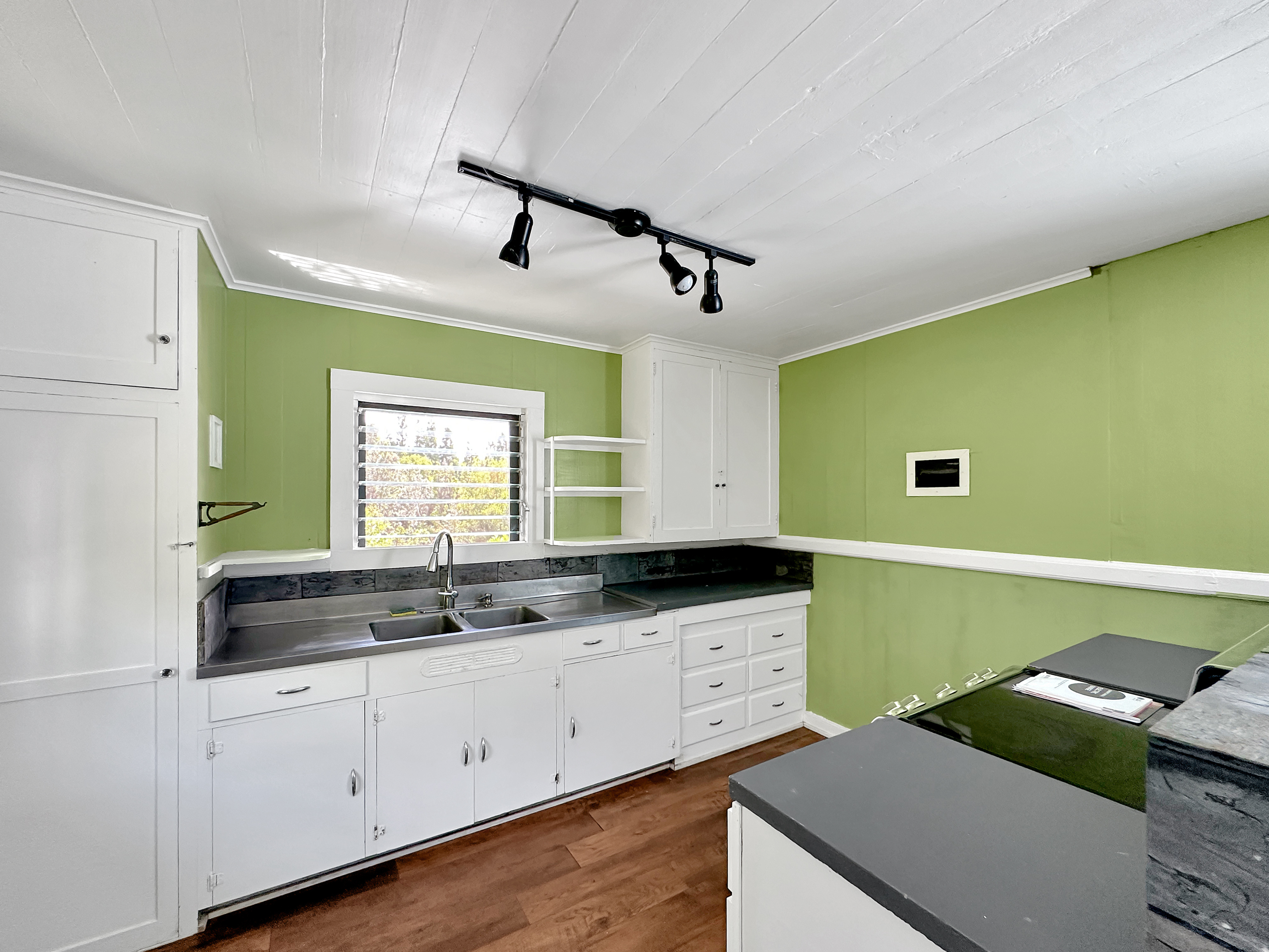 19-4294 Ainahau Road Volcano, HI 96785 - Photo 2 of 30