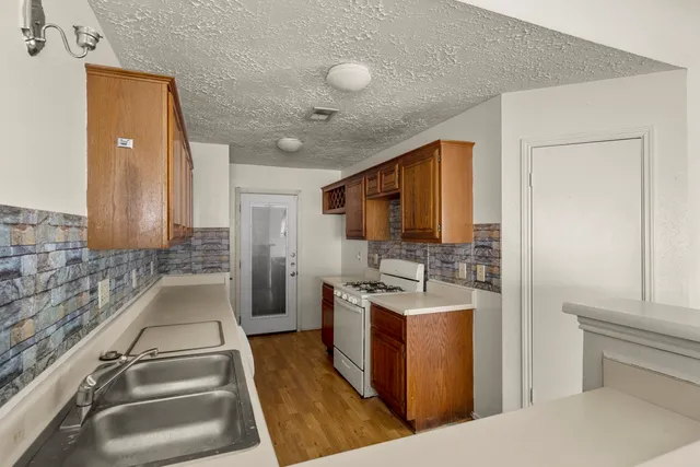 $1,550 | 12007 Mountain Ridge Road, Houston, TX 77043