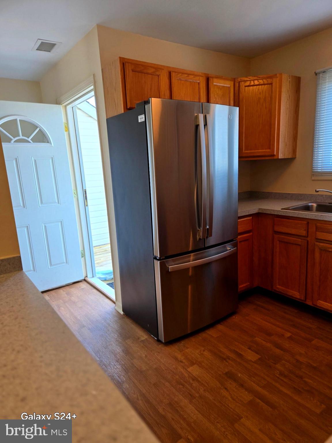 1090 Radio Road Little Egg Harbor, NJ 08087 - Photo 3 of 31 GE STAINLESS STEEL REFRIGERATOR