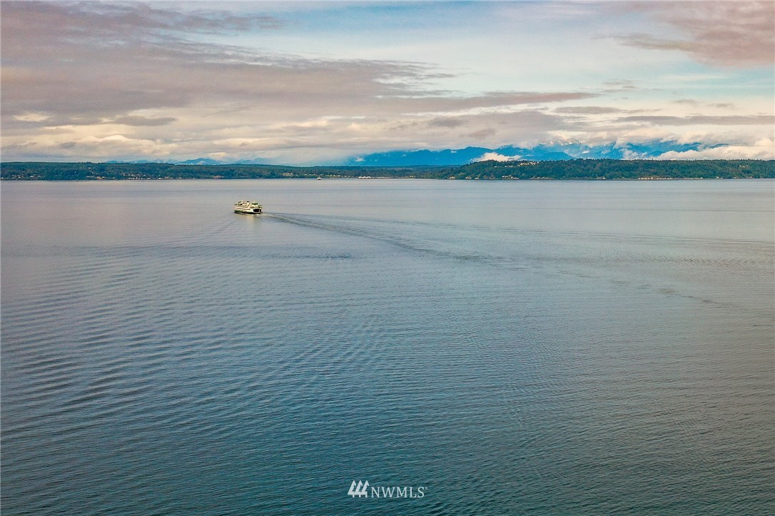 9229 217th Place Southwest Edmonds, WA 98020 - Photo 38 of 38 a view of an ocean and beach