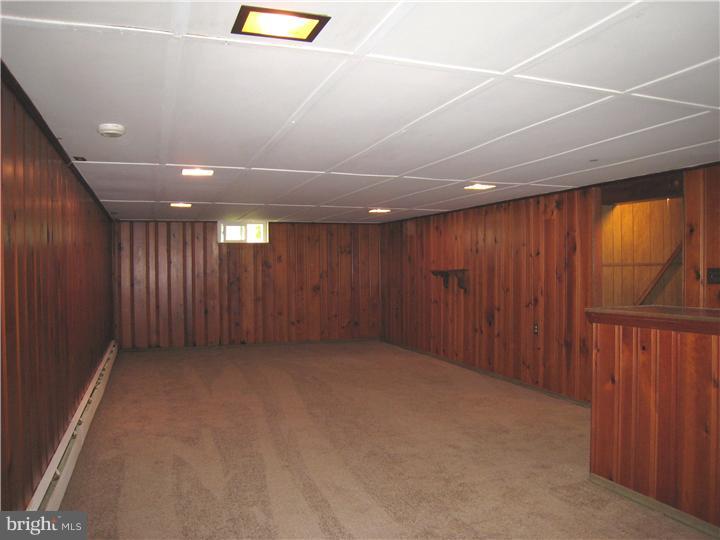 210 Taylor Road Wilmington, DE 19804 - Photo 13 of 21 Family Room