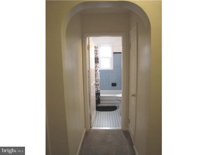 210 Taylor Road Wilmington, DE 19804 - Photo 8 of 21 Hallway