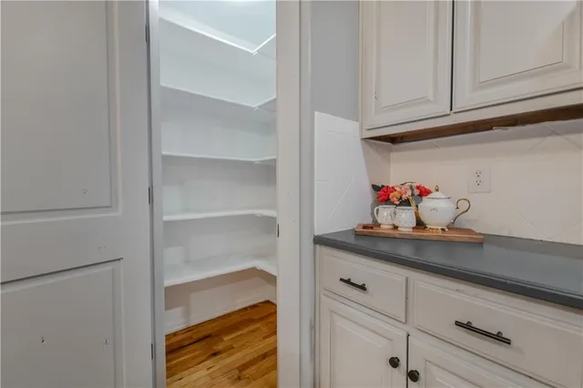 $392,500 | 411 Eagle Glen Drive, Raymore, MO 64083