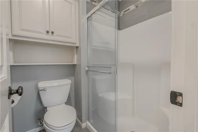 $392,500 | 411 Eagle Glen Drive, Raymore, MO 64083