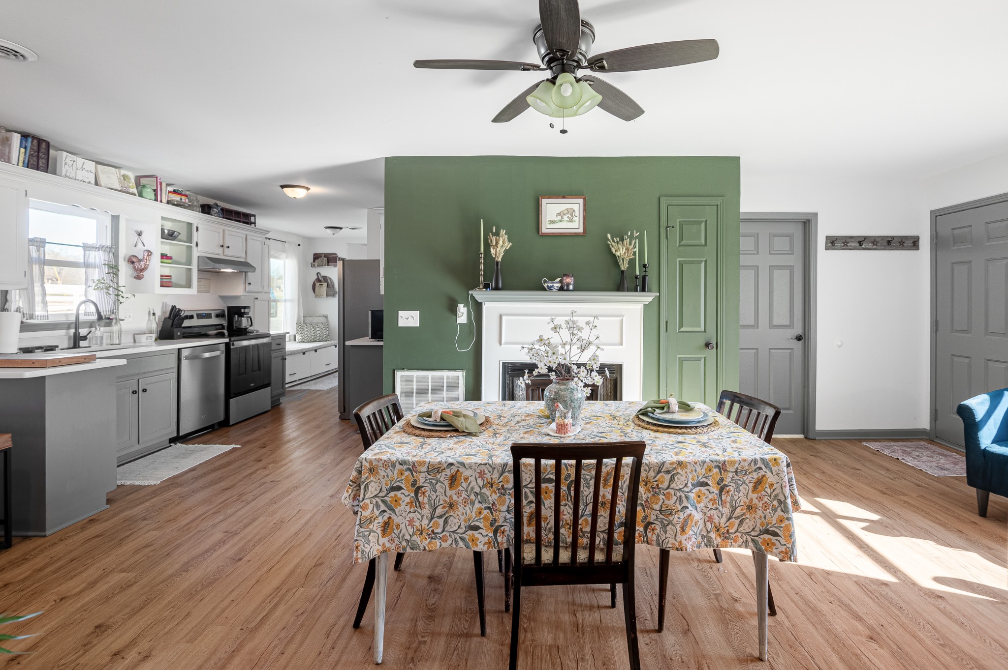 8522 Coles Ferry Pike Lebanon, TN 37087 - Photo 4 of 35 a view of a dining room with furniture window and wooden floor