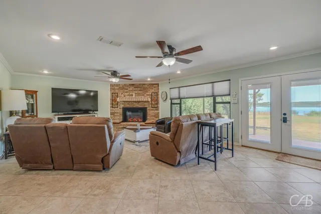 $425,000 | 103 Arrow Point, Abilene, TX 79601