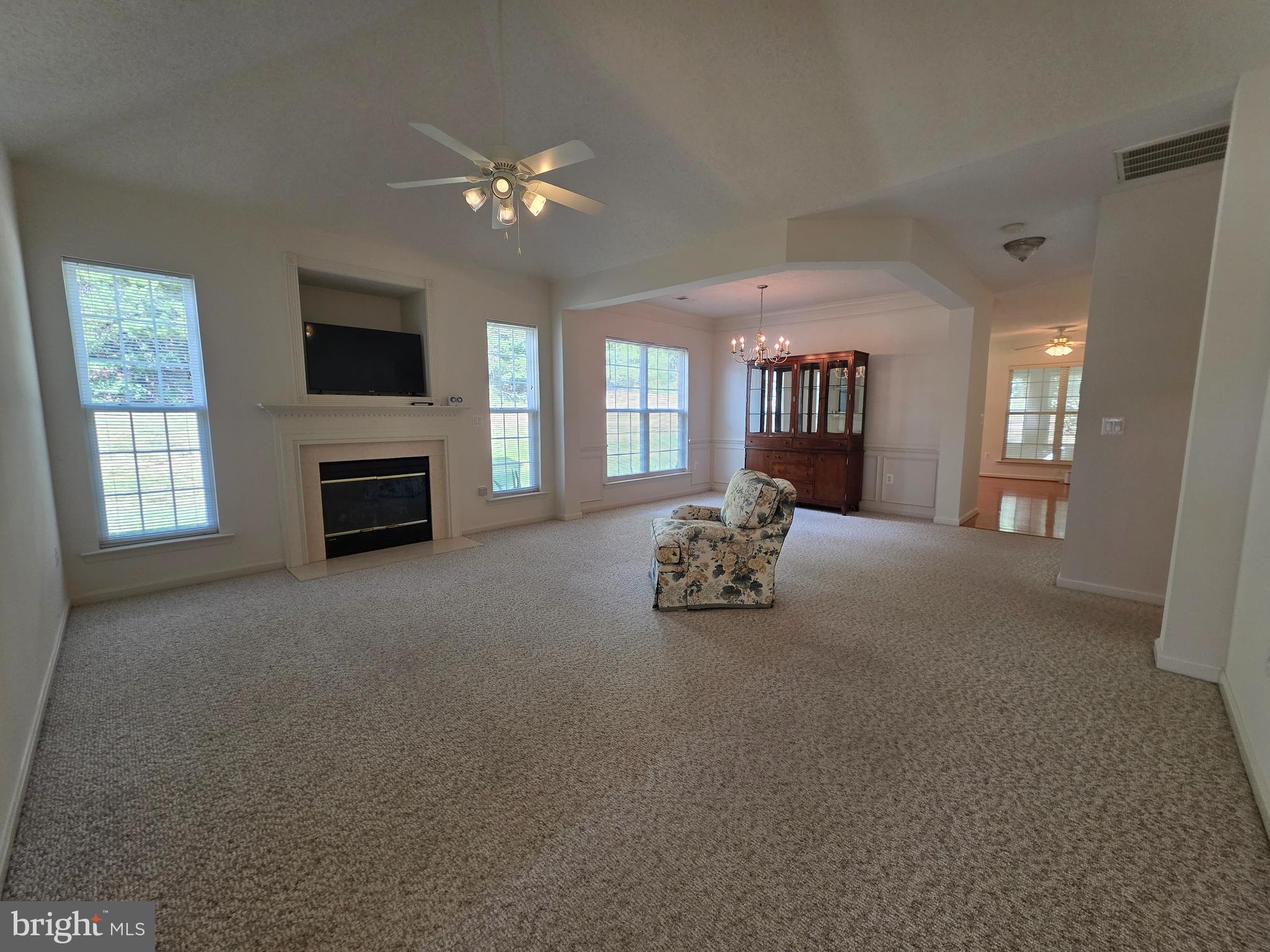 255 Williamsburg Circle La Plata, MD 20646 - Photo 6 of 23