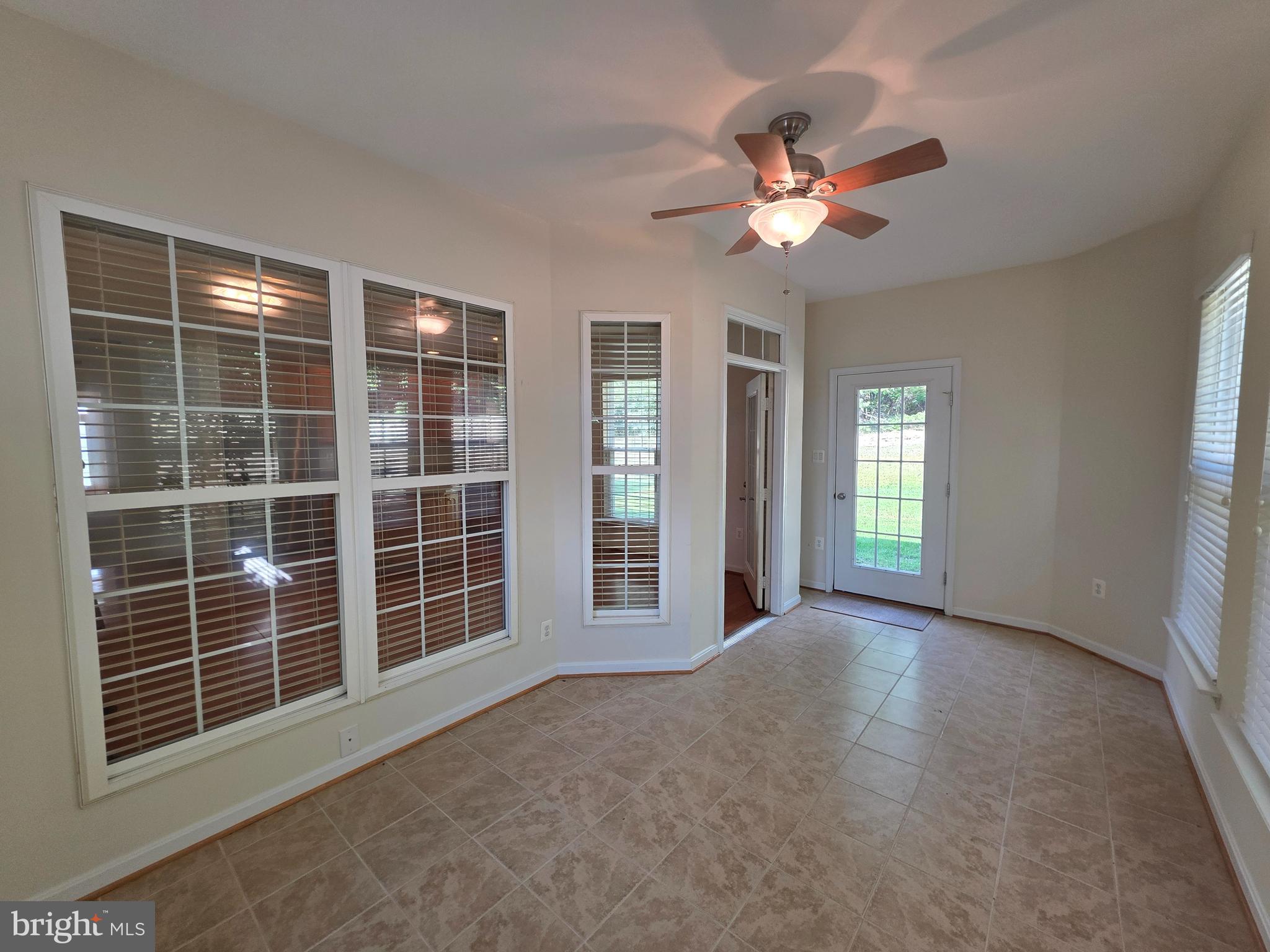 255 Williamsburg Circle La Plata, MD 20646 - Photo 7 of 23