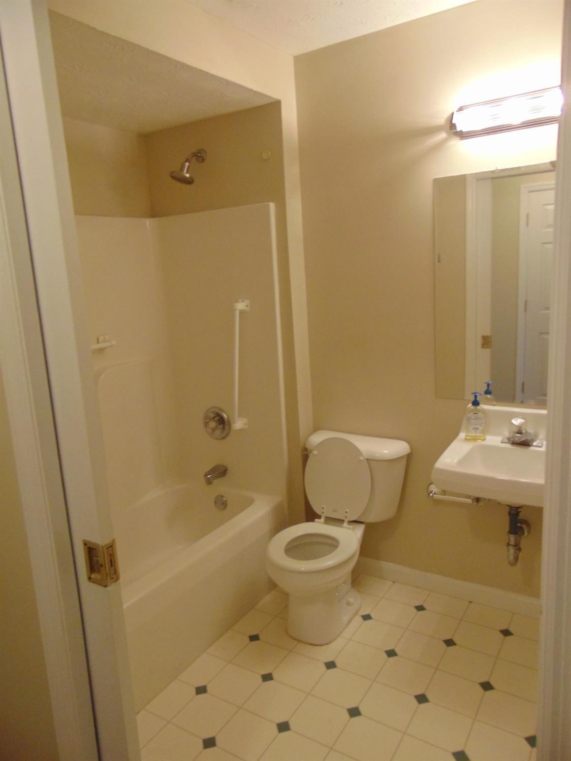 6950 Ragland Road Newtown, OH 45244 - Photo 24 of 35