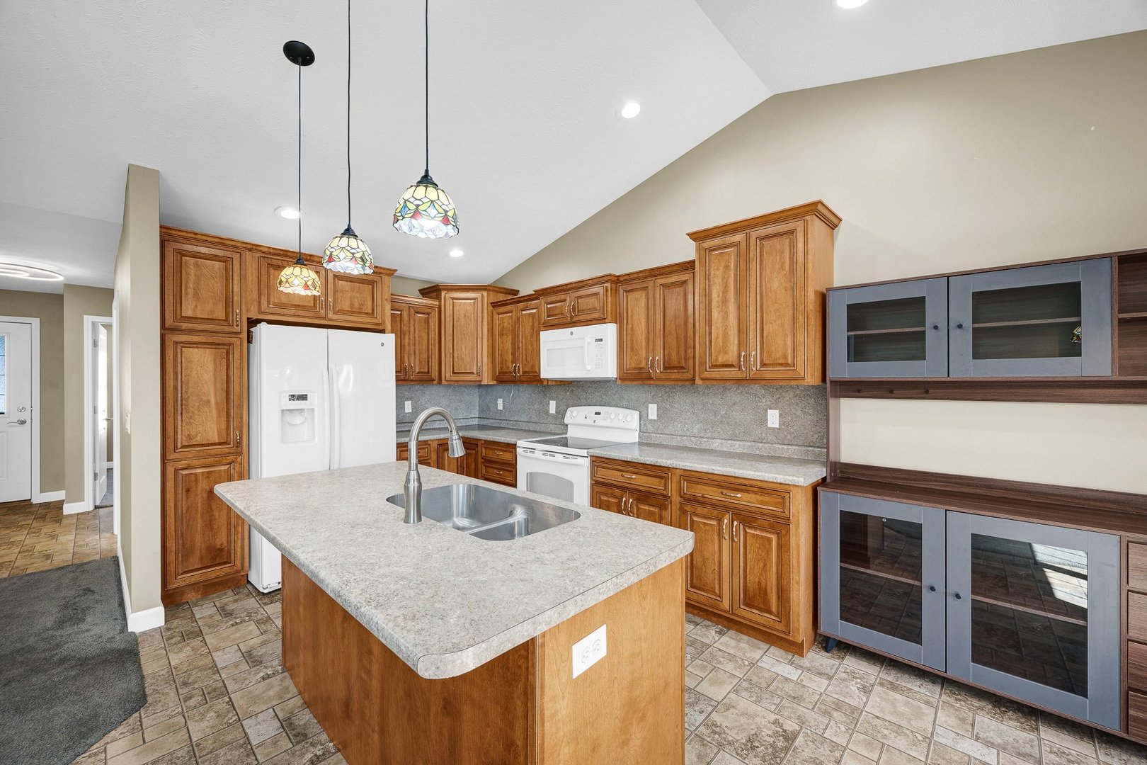 171 Cassidy Road Normal, IL 61761 - Photo 13 of 44 Gallery Image 13
