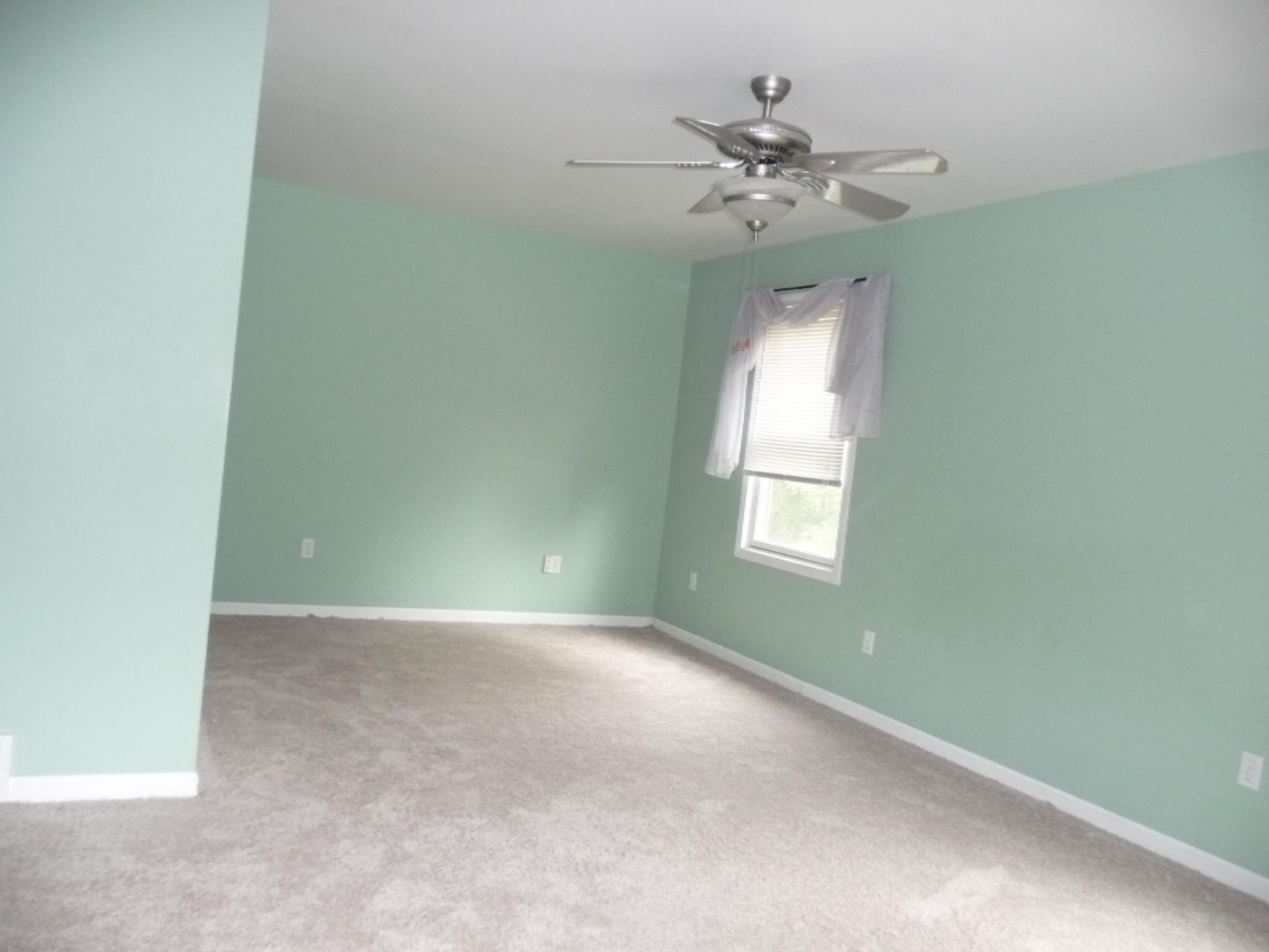 569 Farr Road Norton Shores, MI 49441 - Photo 17 of 32 P1050252