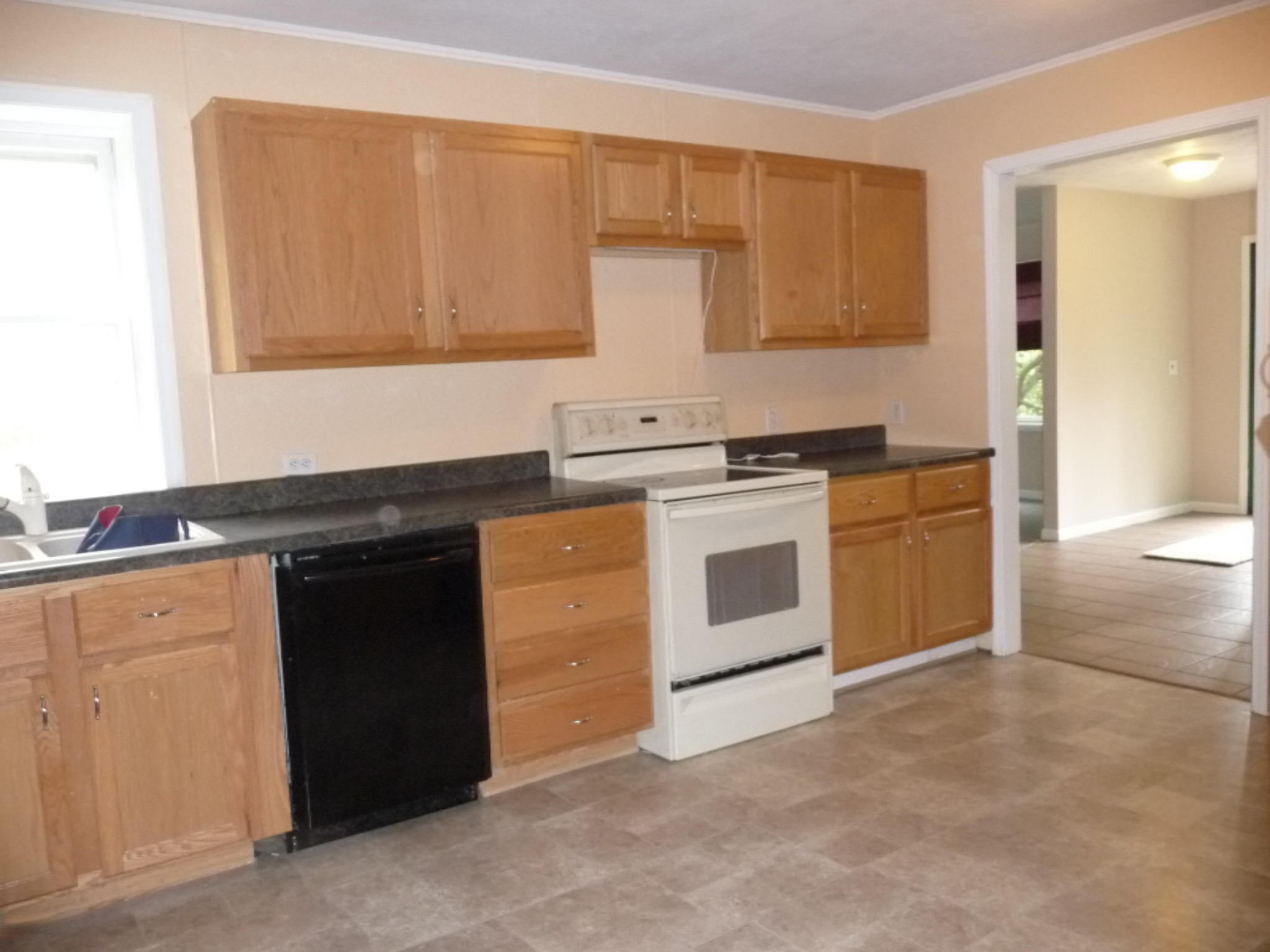 569 Farr Road Norton Shores, MI 49441 - Photo 9 of 32 P1050228