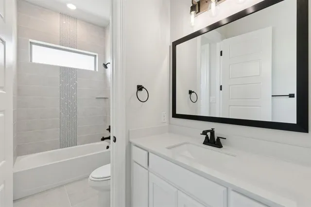 $749,900 | 113 Waterfall Way, Waxahachie, TX 75165