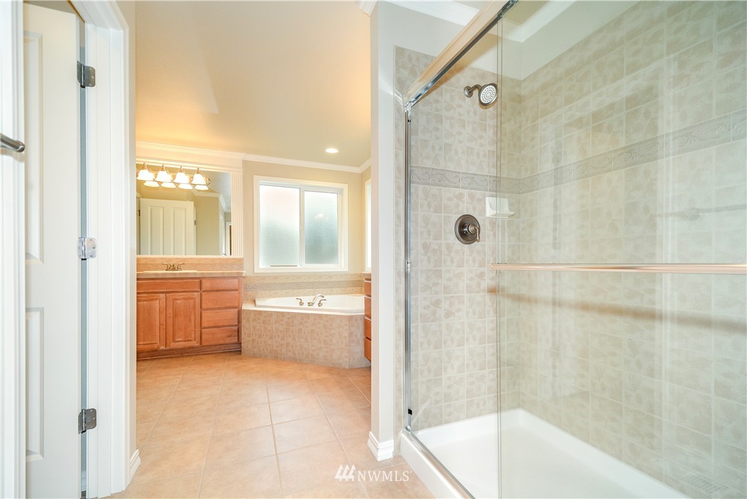 21402 37th Avenue Southeast Bothell, WA 98021 - Photo 16 of 25