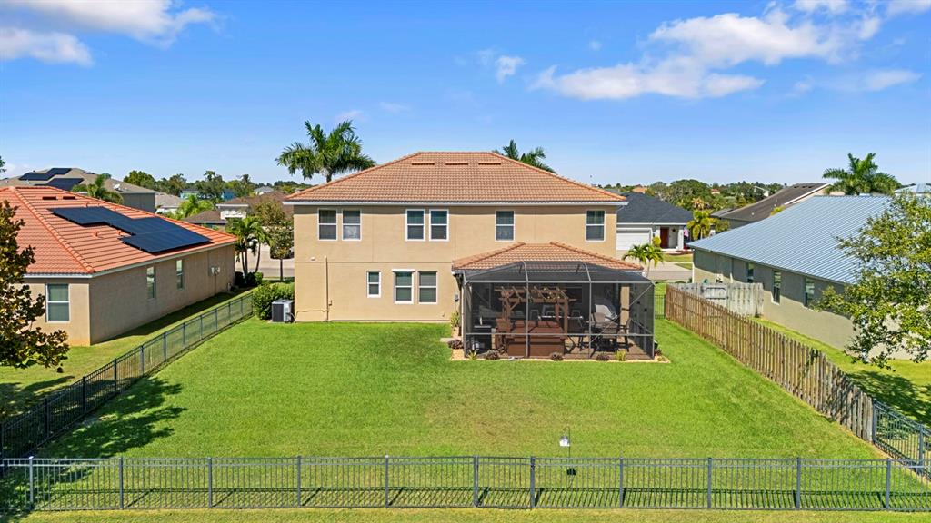 159 Star Shell Drive Apollo Beach, FL 33572 - Photo 9 of 57