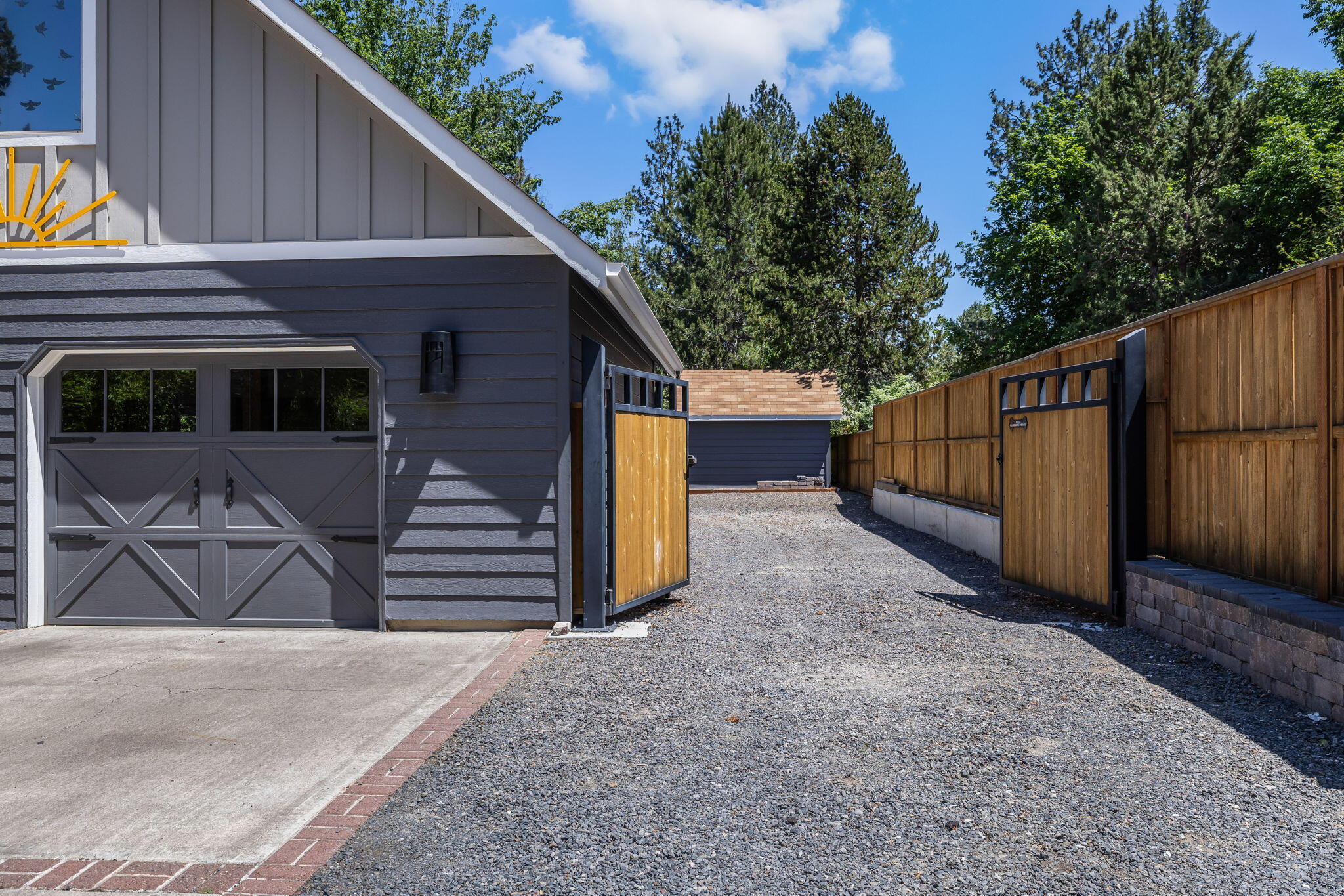21005 Southeast King Hezekiah Way Bend, OR 97702 - Photo 36 of 50 2025_06_17_21005_se_king_hezekiah_way-6