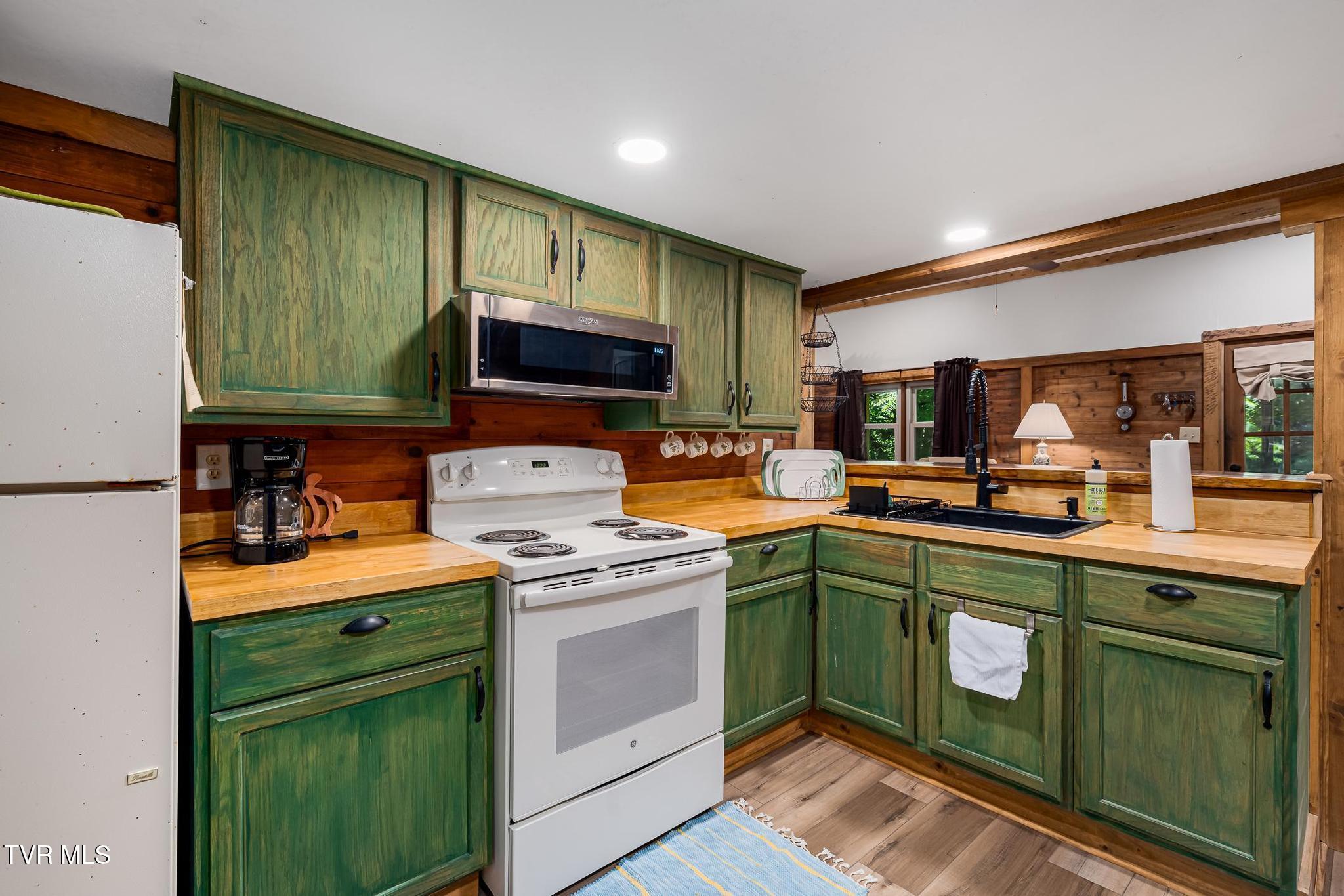 1426 Poga Road Butler, TN 37640 - Photo 125 of 128 1426 Poga Road (141 of 152)