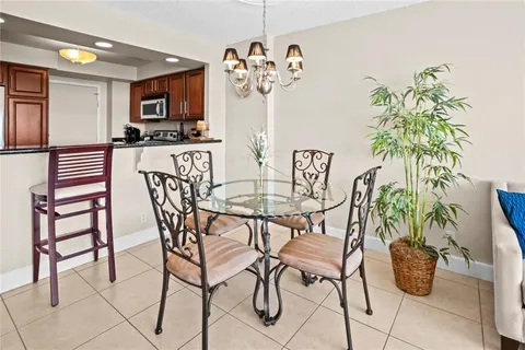 $350,000 | 3015 North Ocean Boulevard, Unit 7K, Fort Lauderdale, FL 33308