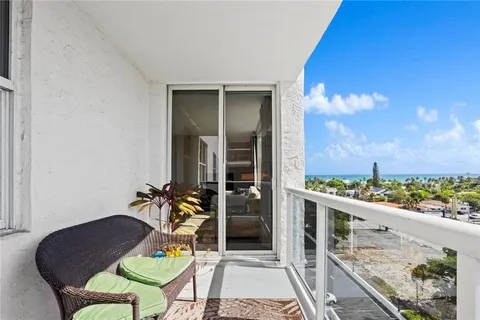 $350,000 | 3015 North Ocean Boulevard, Unit 7K, Fort Lauderdale, FL 33308