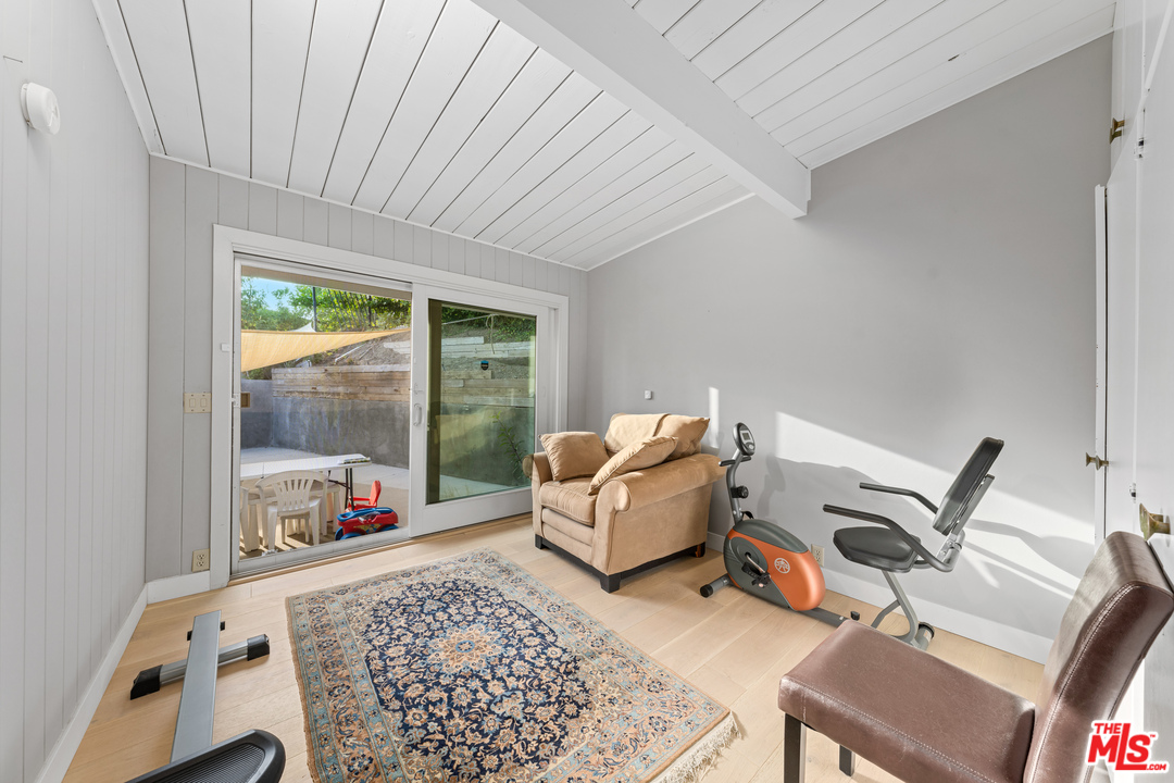 1308 North Tigertail Road Los Angeles, CA 90049 - Photo 13 of 25 Gallery Image 13