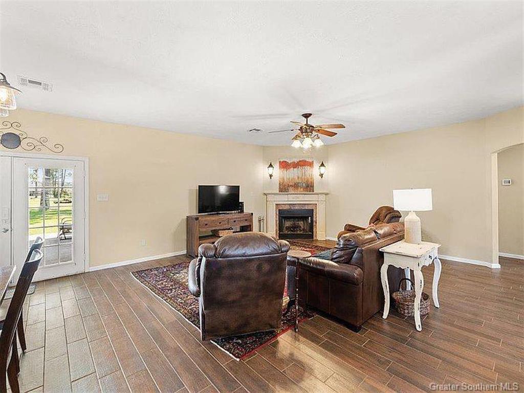 5781 Amoco Road Iowa, LA 70647 - Photo 4 of 7