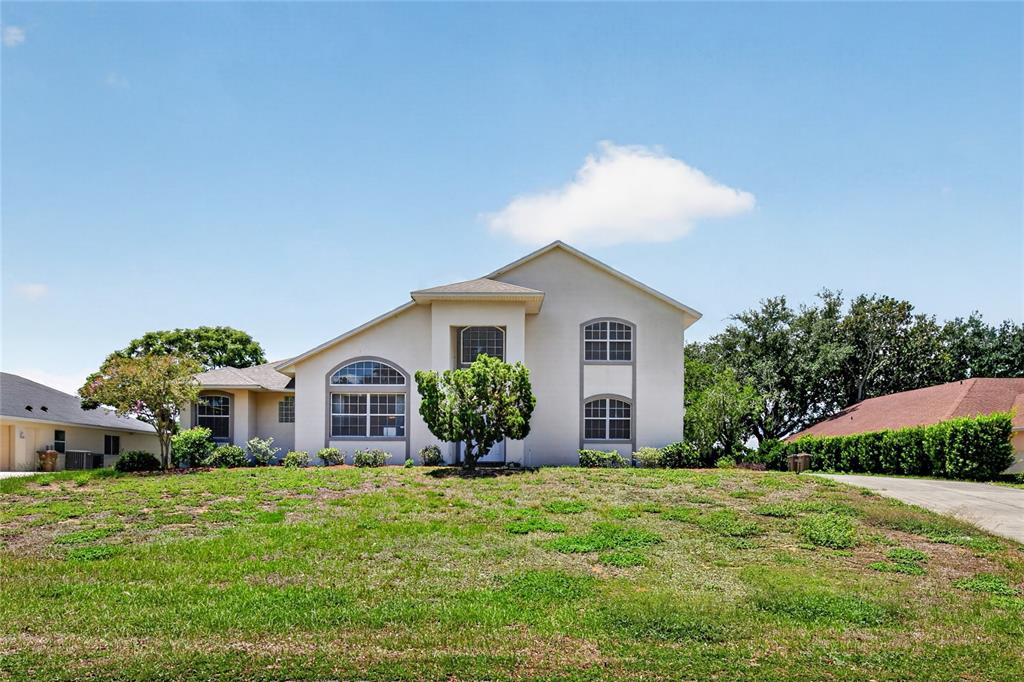 12608 Lake Ridge Circle Clermont, FL 34711 - Photo 1 of 58