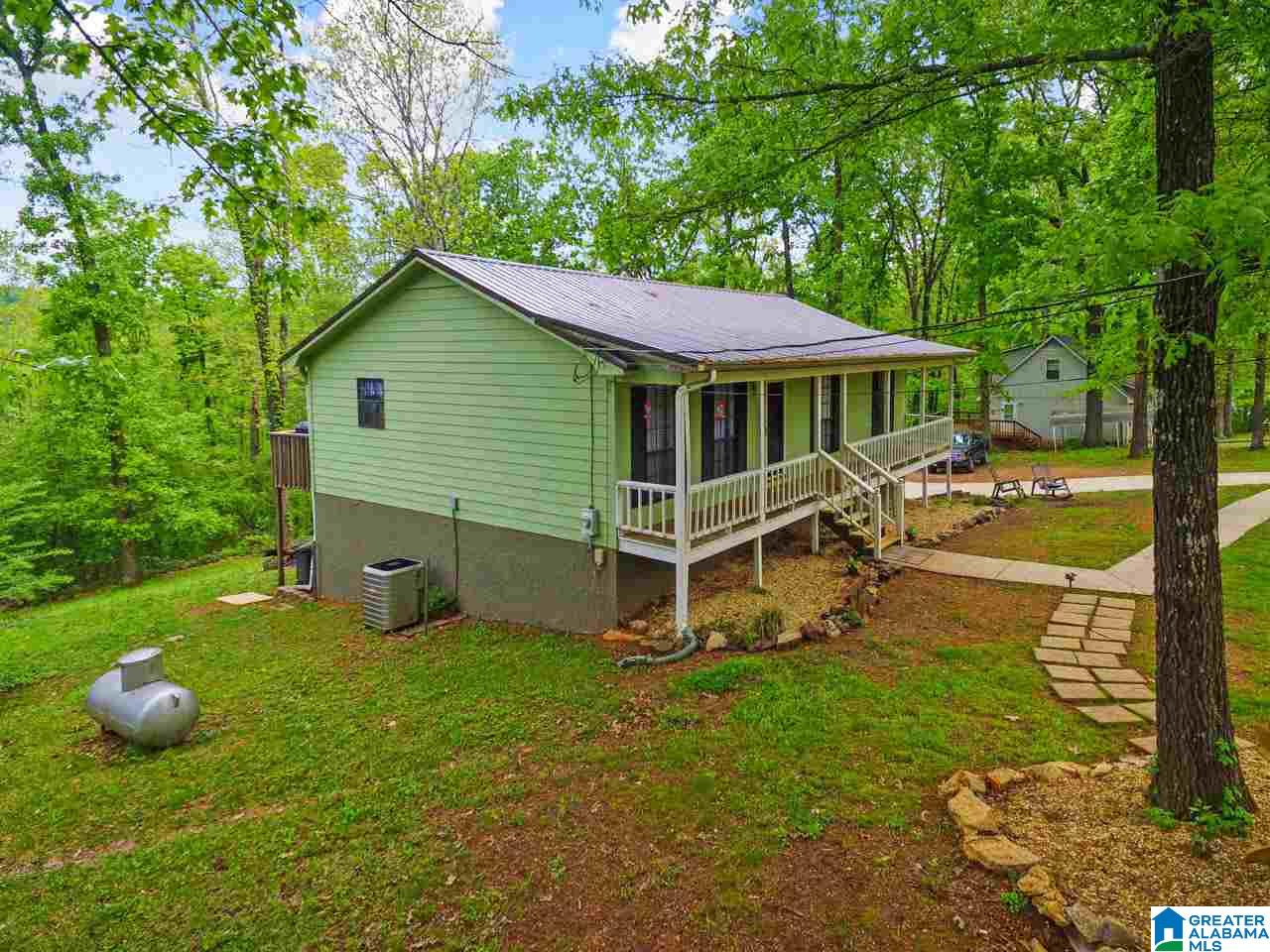 731 Ridgewood Drive Remlap, AL 35133 - Photo 2 of 17