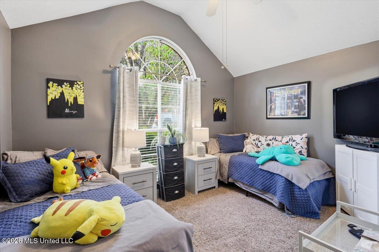 1021 Craig Circle Ridgeland, MS 39157 - Photo 19 of 24 20-1021 Craig Cir _ Front BR