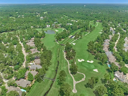 $925,000 | 46 North Copperknoll Circle, The Woodlands, TX 77381
