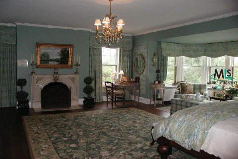 41 Provencal Road Grosse Pointe, MI 48236 - Photo 9 of 9 854651-8.JPG